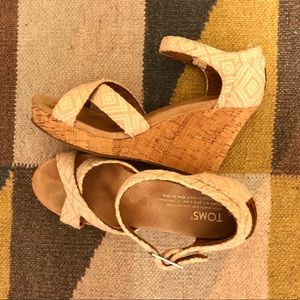 TOMS Platform Sandals, sz 6